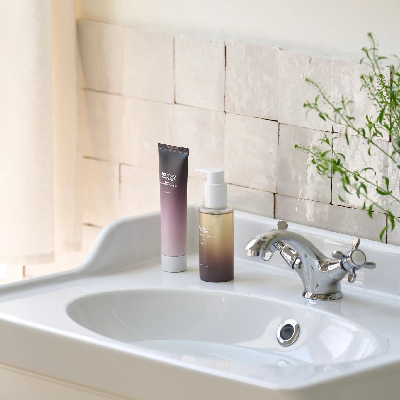 HARUHARU WONDER - Black Rice Moisture Deep Cleansing Oil