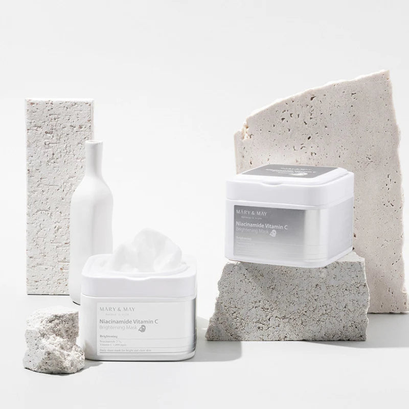 MARY & MAY - Niacinamide Vitamin C Brightening Mask
