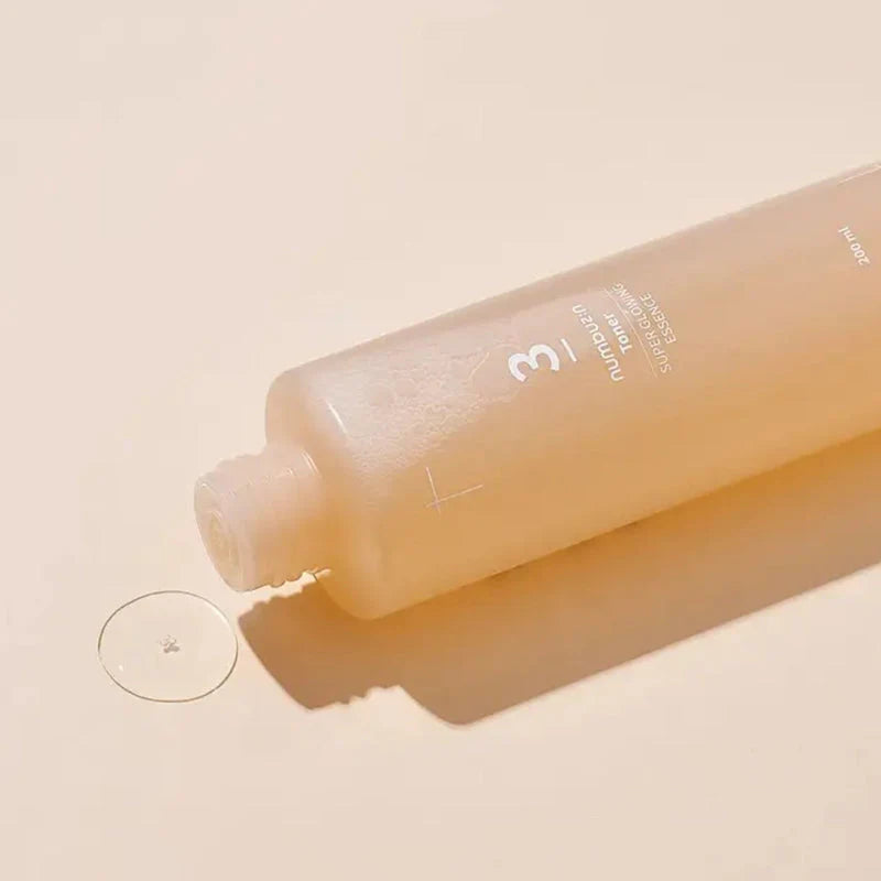 NUMBUZIN - No.3 Super Glowing Essence Toner