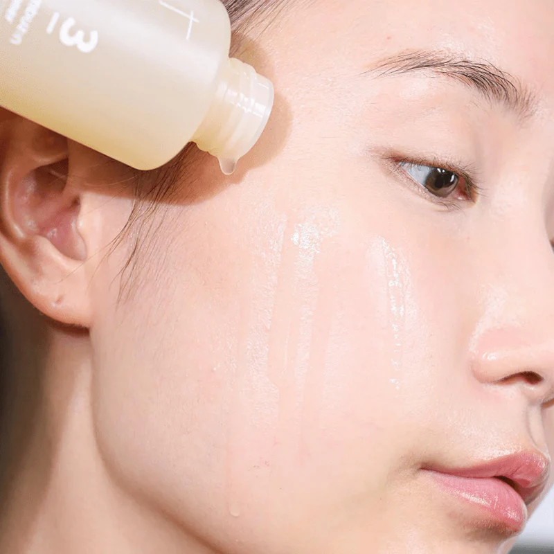 NUMBUZIN - No.3 Super Glowing Essence Toner